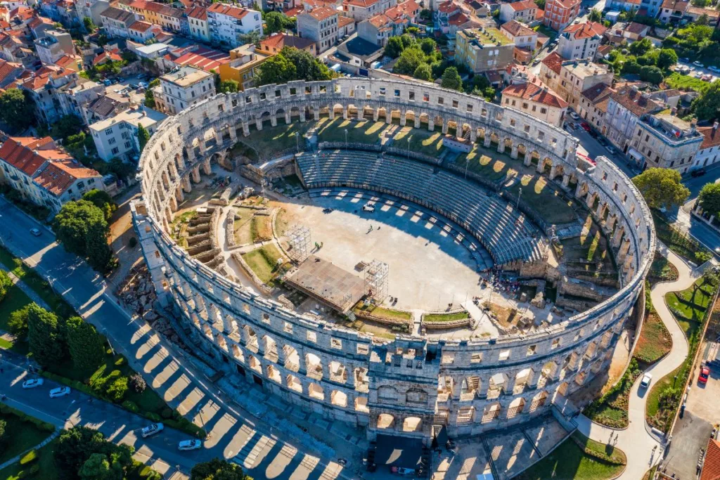 L'amphithéâtre Romain Pula