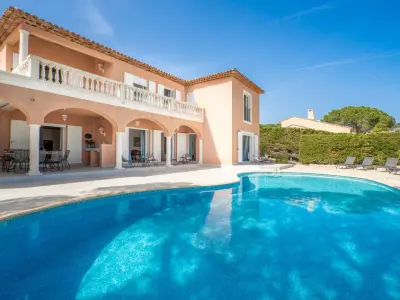 Villa à Sainte Maxime,Cacharel FR8480.740.1 N°233441