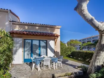 House in Le Lavandou,Le Domaine d'Azur FR8420.70.1 N°49926