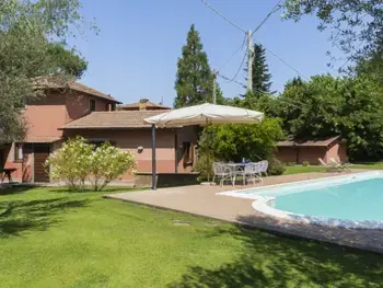 Villa en Lago di Vico,Casal di Yuri IT5607.704.1 N°233479