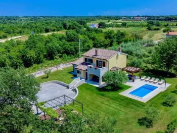 Villa a Porec Sv. Lovrec,Blog 1 HR2445.200.1 N°459678