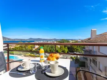 Appartement à Saint Tropez,Héraclée FR8450.502.1 N°493502