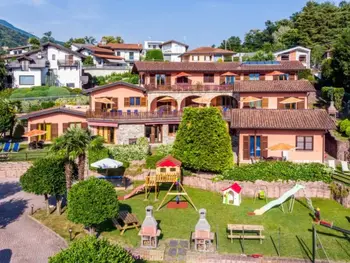 Appartement à Luino,Residenza Agrifoglio IT2085.400.4 N°868268