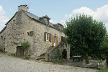 Casa en St. Geniez D'olt,Saint-Geniez-d'Olt FR-12130-04 N°517543