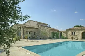 Villa in Montfrin,Maison de vacances - MONTFRIN FR-30490-02 N°517825