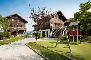 Haute Savoie, Chalet à Bernex, Residence Les Chalets d'Evian 4 FR-74500-08 N°96214