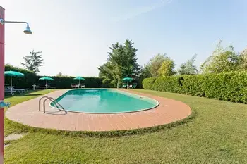 Appartamento a Tuoro sul Trasimeno,Casa Tommaso - bilo 2 P - 4 pax IT-06069-46 N°875313