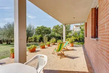 Appartamento a Tuoro sul Trasimeno,Casa Tommaso - trilo PT - 6 pax IT-06069-47 N°875314