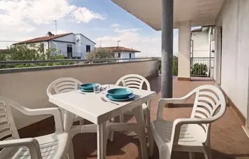 Apartamento en Lido di Dante (RA),Orizzonte 2 IEK243 N°546042