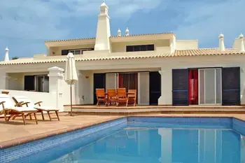 Casa a Castro Marim,Semi-detached houses Castro Marim Golfe- Castro Marim //  T3 Linked Villa with private pool ALG011016-LYA N°821761