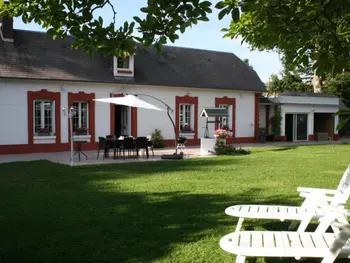 Cottage in Canouville,Gîte de charme avec jardin clos, sauna, salle de sport, proche plage et activités, 3 chambres, Vélos inclus FR-1-441-16 N°830075