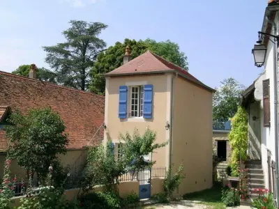 Gite à Billy,Maison rénovée avec vue sur château, animaux acceptés, terrasse panoramique FR-1-489-164 N°830089