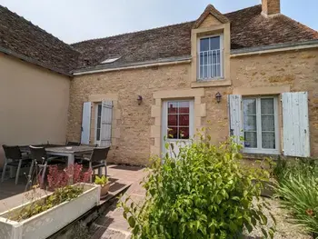 Gîte in Lourouer Saint Laurent,Charmant gîte en Berry avec terrasses, jardin et parking privé, proche de Nohant et La Châtre FR-1-591-35 N°830153