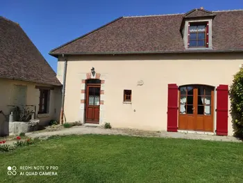 Cottage in Lorcy,Maison de caractère avec jardin privatif, terrasse, ping-pong – Proche Ferrières et Montargis FR-1-590-40 N°830247