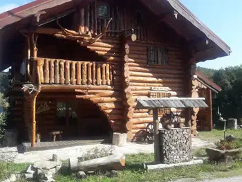 Gîte in Le Tholy,Fuste insolite avec balcon et terrasse dans les Vosges FR-1-589-241 N°830413