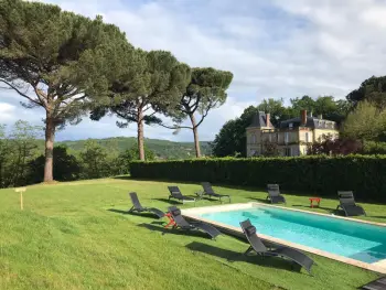 Cottage in La Roque Gageac,Gîte avec piscine privée chauffée, 4 chambres, vue sur le château FR-1-616-1 N°839360