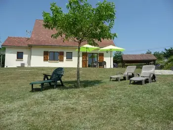 Agriturismo a Salignac Eyvigues,Maison à Salignac-Eyvigues avec terrasse, Wifi et parking FR-1-616-116 N°839393