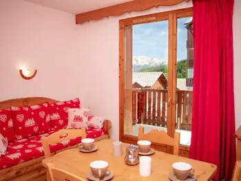 Wohnung in Puy Saint Vincent,Studio PMR 2 Pers avec Balcon Sud-Est et Accès Piscine, à 300m des Pistes FR-1-504-341 N°881101