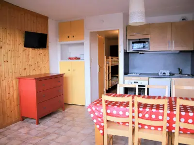 Appartement à Auris, Studio cabine rénové, grand balcon, 6 couchages, 300m des pistes d'Auris en Oisans - L882191 - Photo 1