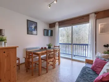 Apartamento en Vielle Aure,Appartement confortable 4 pers avec parking et casier à ski à Vielle-Aure FR-1-296-206 N°882339