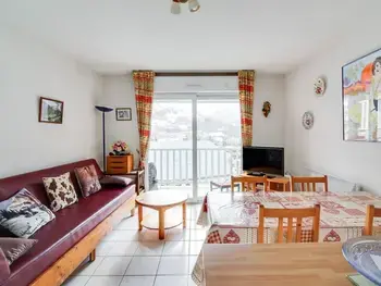 Appartement in Esquièze Sère,T3 Duplex 43m², 2 chambres, balcon, animaux admis, calme, proches commodités, 3 stations ski FR-1-402-29 N°882591