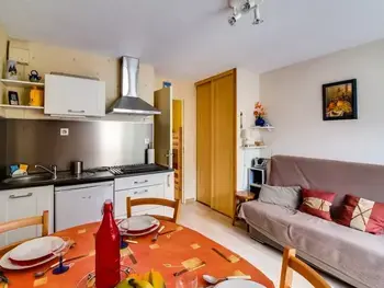 Appartement in Esquièze Sère,Studio cabine à Esquièze-Sère pour 6 avec balcon, vue montagne et parking FR-1-402-34 N°882593