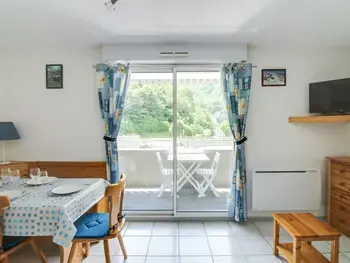 Apartamento en Luz Saint Sauveur,Studio cabine cosy pour 4 pers. avec balcon au sud et parking, à deux pas du centre de Luz-Saint-Sauveur FR-1-402-59 N°882840