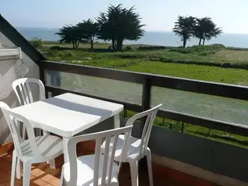 Wohnung in Saint Pierre Quiberon,Appartement avec mezzanine, animaux admis, à 100m de la plage FR-1-478-57 N°882999