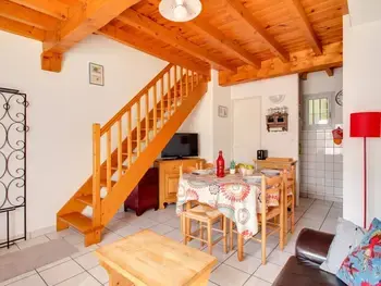 Appartement in Esquièze Sère,Triplex Calme 6 Pers, Terrasse, Parking, Proche Station Ski FR-1-402-90 N°883154