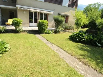 Appartamento a Bagnères de Luchon,Appartement Spacieux 6 Pers. avec Jardin, Terrasse et Cheminée à Bagnères-de-Luchon FR-1-313-177 N°884315