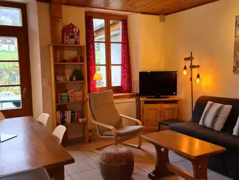 Haus in Morillon Village,Maison de village avec jardin clos, sauna et télécabine à 500m - idéal pour famille! FR-1-642-16 N°832108