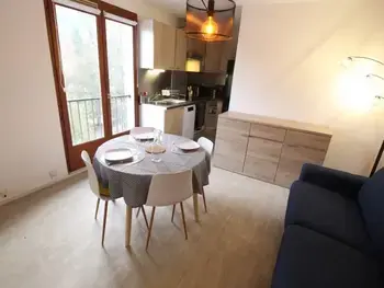 Apartment in Bagnères de Luchon,T2 à Luchon avec Parking, Wifi et Animaux admis FR-1-313-207 N°886068