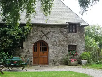 Cottage in Cerisy la Salle,Charmante maison de campagne avec cheminée, jardin et WIFI, idéale pour un séjour reposant FR-1-362-46 N°832301