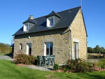 Cottage in La Bloutière,Charmant Gîte: 2 Pers, Terrasse, Wifi, Jardin clos, Proche d'ânes et poney! FR-1-362-96 N°832320