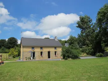 Cottage in Laulne,Maison au calme avec jardin et parking près de Lessay FR-1-362-111 N°832324