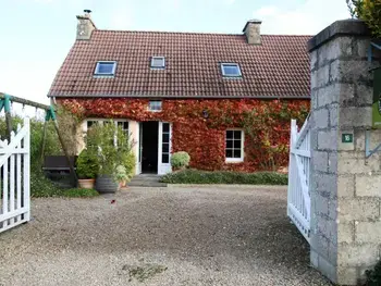 Gîte in Théville,Charmante maison avec jardin, poêle à bois et équipements modernes à Théville FR-1-362-243 N°832377