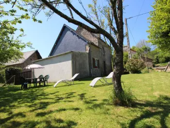 Gite à Les Chambres Le Grippon,Maison de campagne avec jardin, proche Granville et Avranches, cheminée, WiFi, animaux acceptés FR-1-362-277 N°832399