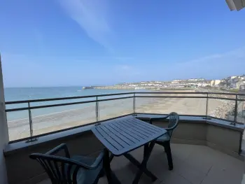 Apartamento en Granville,Appartement avec balcon, proche des plages et commerces FR-1-361-89 N°886693