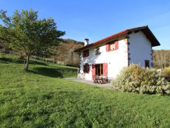 Casa rural en Hosta,Gîte cosy avec cheminée, jardin clos et animaux admis FR-1-384-484 N°832677