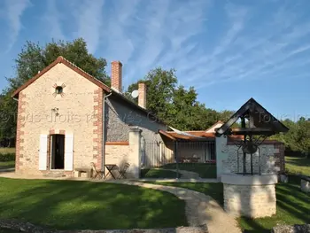 Gite in Razines,Maison de Vigneron Restaurée avec Jardin Clos, Équipement Complet, au Cœur d'une Forêt FR-1-381-218 N°832745