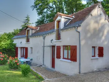 Cottage in Azay sur Cher,Charmante maison proche de Tours, châteaux et vignobles, grand jardin, équipements modernes, WiFi. FR-1-381-220 N°832746