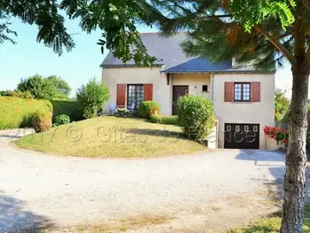 Cottage in Azay le Rideau,Charmante maison avec jardin, 2 terrasses et cheminée, proche Château d'Azay-le-Rideau FR-1-381-279 N°832753