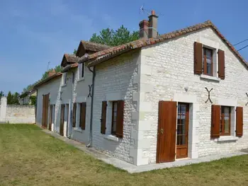 Casa rural en Chaveignes,Maison de campagne avec jardin privé, proche Châteaux de la Loire et Futuroscope. FR-1-381-288 N°832756