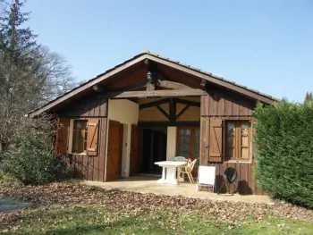 Cottage in Azur,Charmant gîte au calme avec jardin, proche lac et plages, tout confort, idéal pour famille FR-1-360-280 N°832815