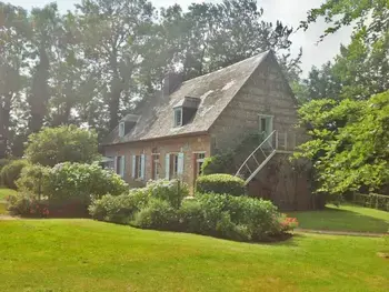 Casa rural en Criquetot l'Esneval,Grande Ferme Cauchoise Rénovée avec Jardin Clos, Salle de Jeux et Cheminée FR-1-441-160 N°832946