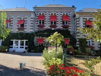 Cottage in Rolleville,Charmant gîte lumineux avec jardin privatif, proche commerces et gare, animaux acceptés FR-1-441-163 N°832949