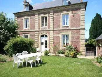 Cottage in Saint Pierre Bénouville,Maison spacieuse et équipée au cœur de la nature avec jardin clos près des vallées charmantes FR-1-441-266 N°833012