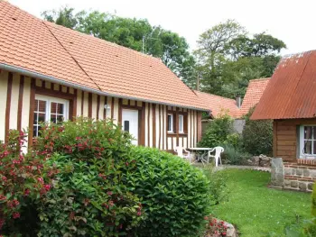 Cottage in Sotteville sur Mer,Gîte charmant avec jardin à 1 km de la mer, terrasse, TV, wifi, animaux acceptés, village côtier paisible FR-1-441-325 N°833045