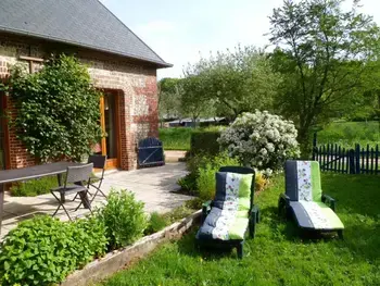 Casa rural en Criquetot le Mauconduit,Gîte familial avec jardin clos, cheminée, jeux d'enfants, proche plages et activités, calme assuré FR-1-441-349 N°833060