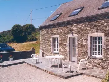 Gîte in Le Rozel,Charmante maison de pêcheurs avec cour privée, proche plage du Rozel, 3 ch, 5 pers, WIFI, barbecue FR-1-362-530 N°833126